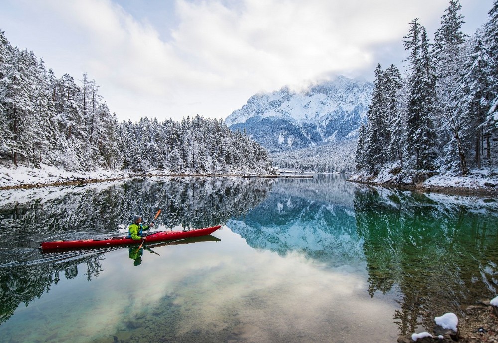 Garmisch-Partenkirchen, veslanje po jezeru Eibsee © DZT/ Michael Neumann
