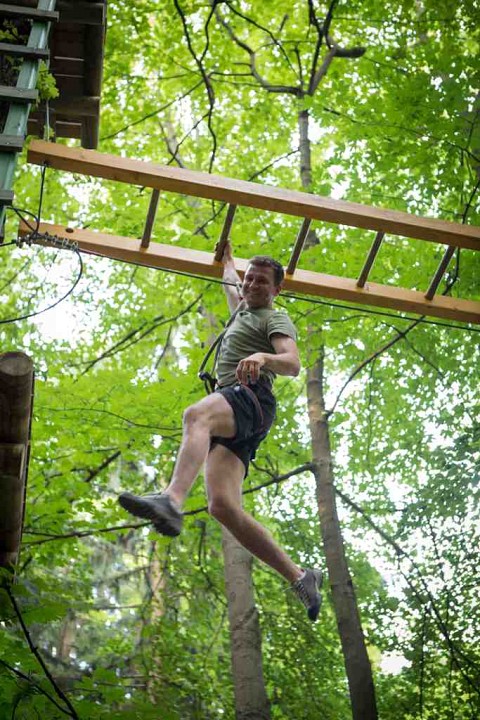OVIRATLONCI S POPUSTOM V PUSTOLOVSKI PARK GEOSS - foto: Polona Avanzo