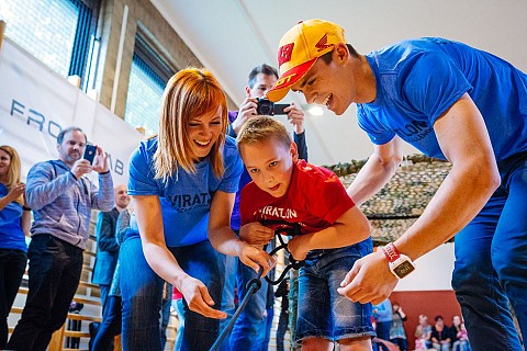 Mini oviratlon za otroke v URI - Soča 2016