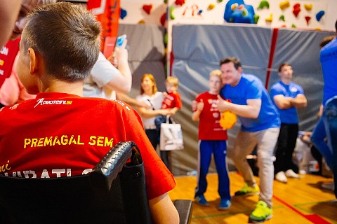 Mini oviratlon za otroke v URI - Soča 2016