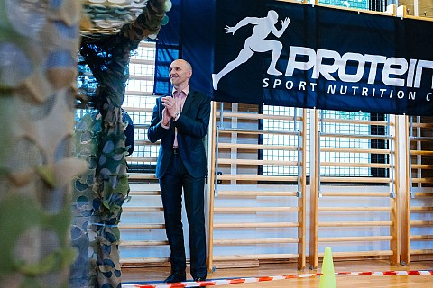 Mini oviratlon za otroke v URI - Soča 2016