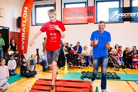 Mini oviratlon za otroke v URI - Soča 2016