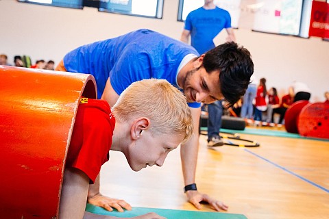 Mini oviratlon za otroke v URI - Soča 2016